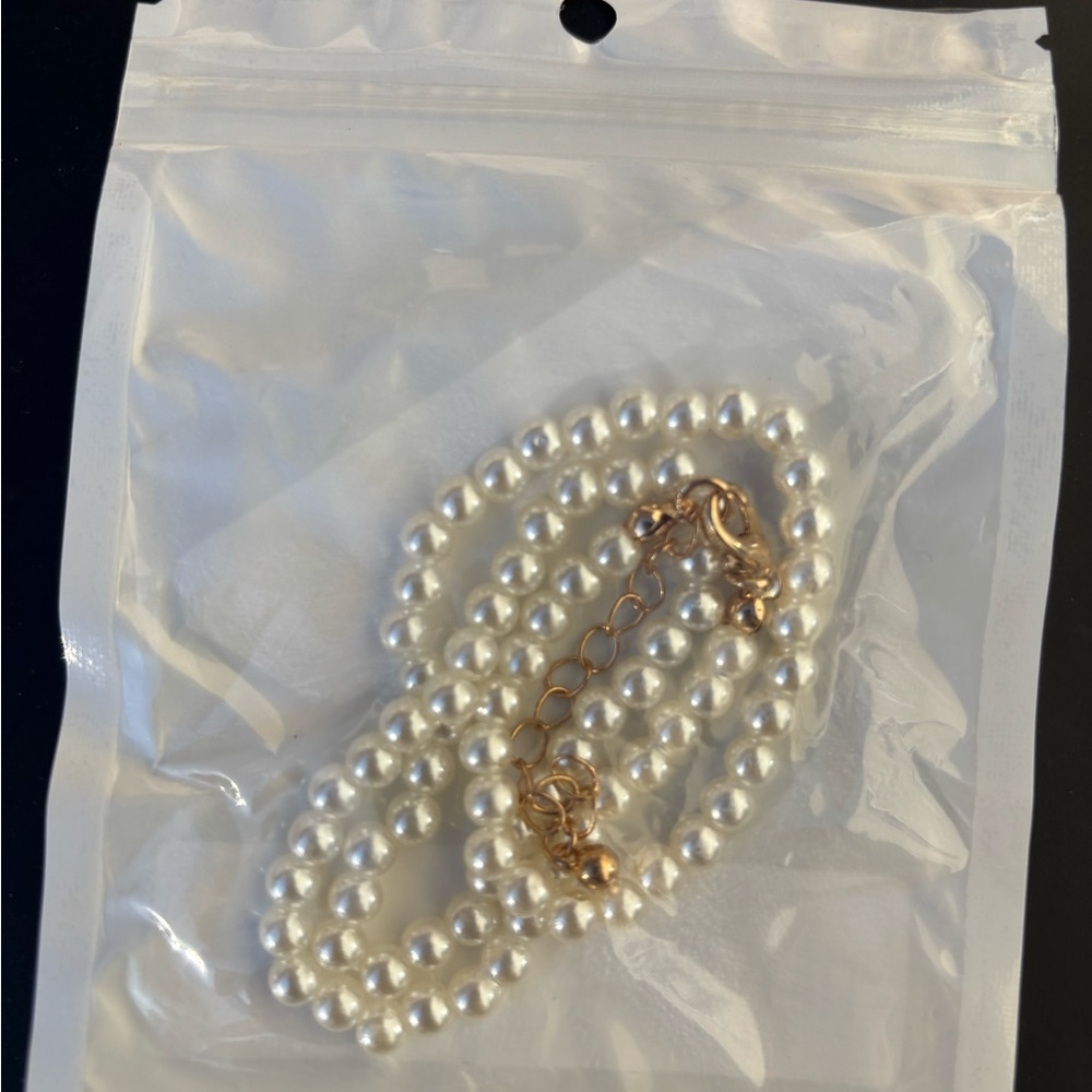 Elegant Pearl Necklace